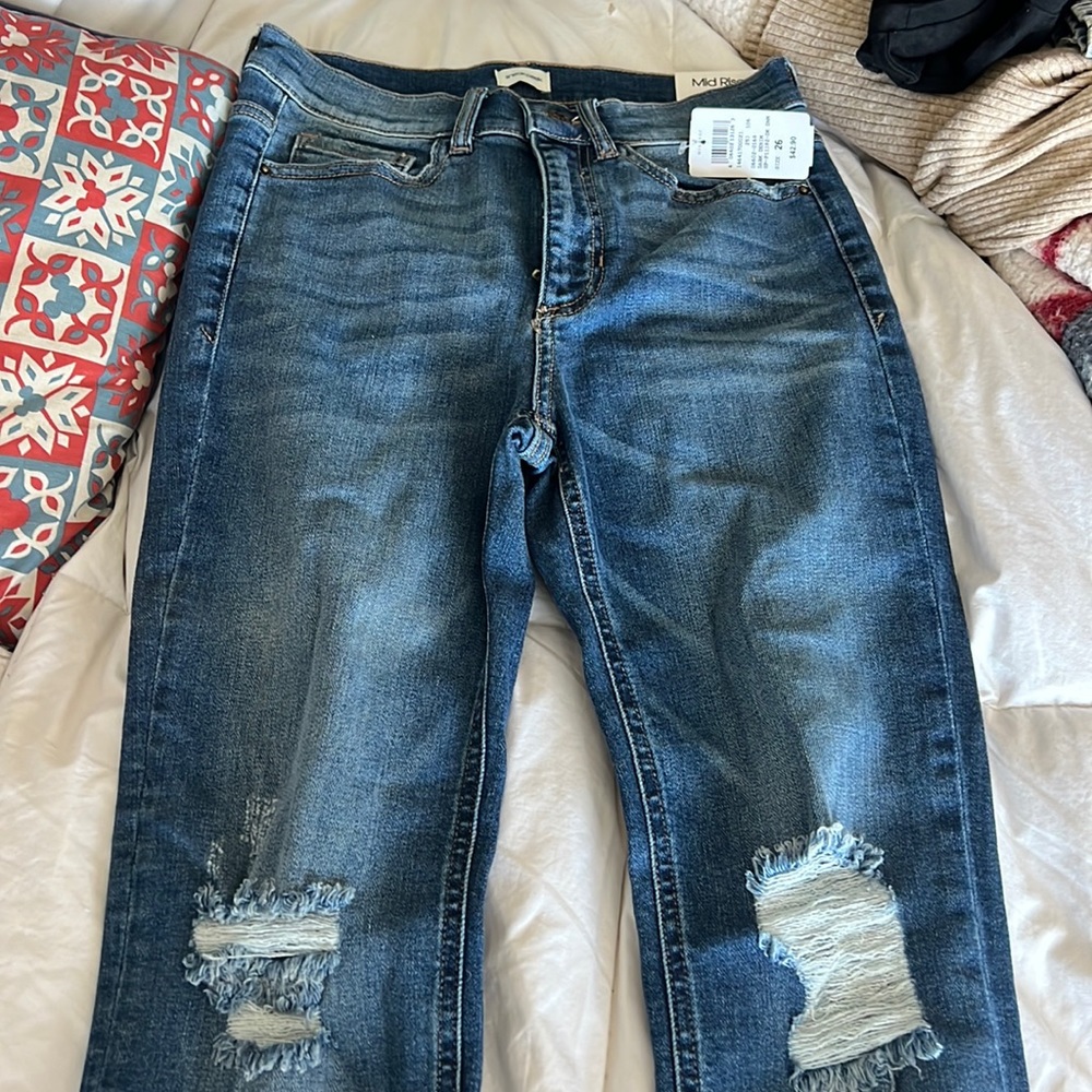 Dark blue midrise skinny jeans!